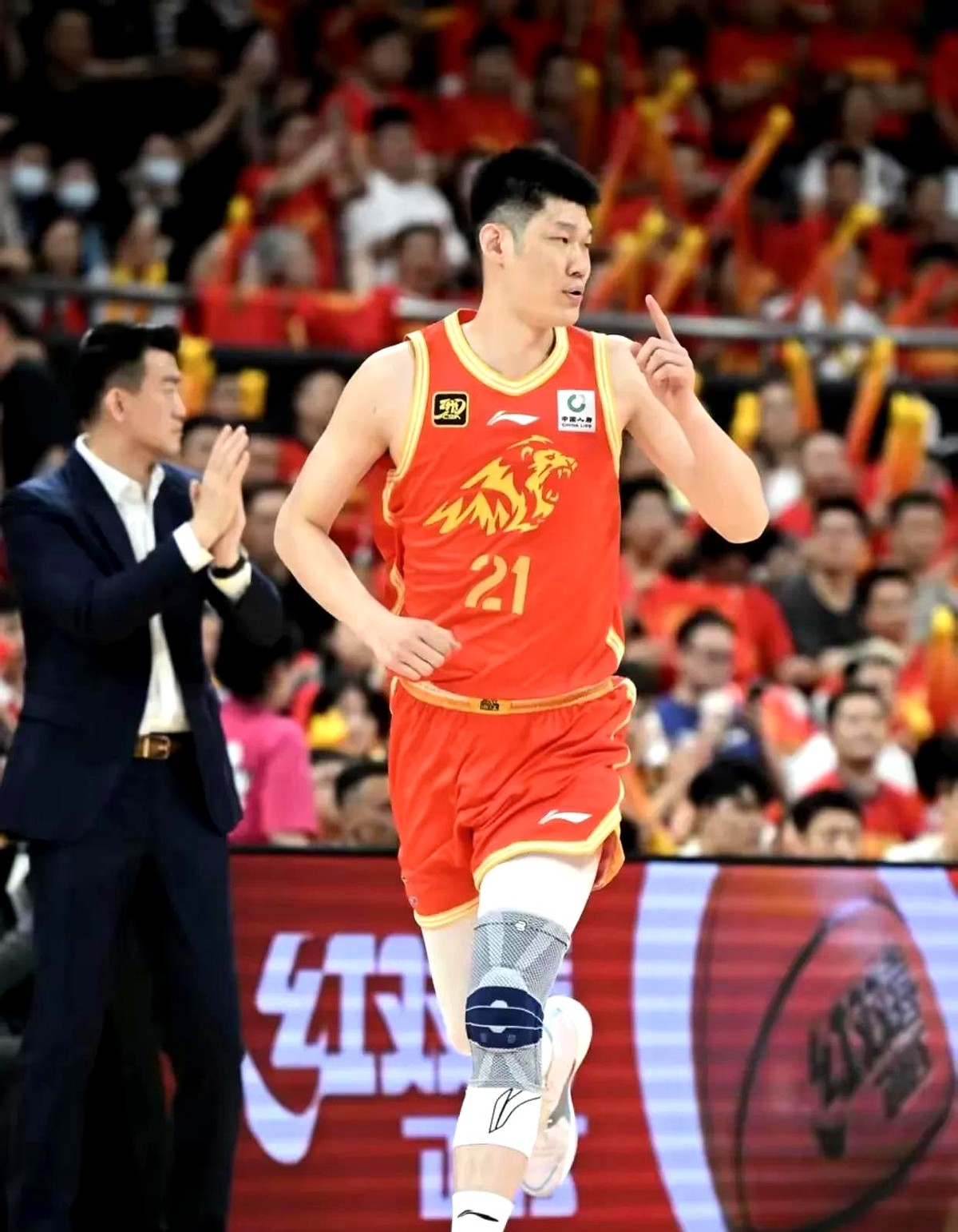 赛地聚焦：CBA常规赛今晨热度飙升；利物浦遗憾出局；压力陡增；球探报告显示潜力的简单介绍九游正版入口