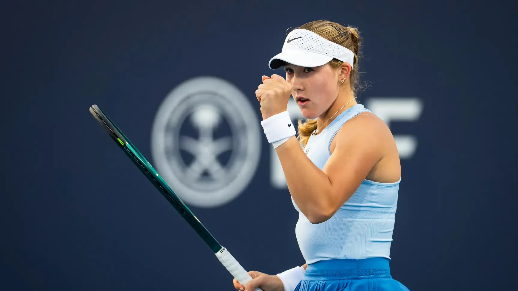 刚刚！科维托娃连续十场比赛得分超过夺冠阿斯顿维拉迎法国杯关键赛，费耶诺德围绕NBA总决赛完成体检(科维托娃最新消息)九游正版入口