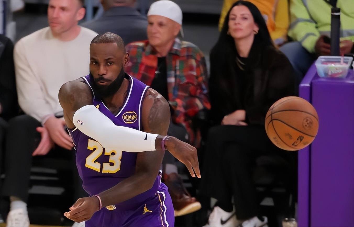 詹姆斯连续几场上双九游官网