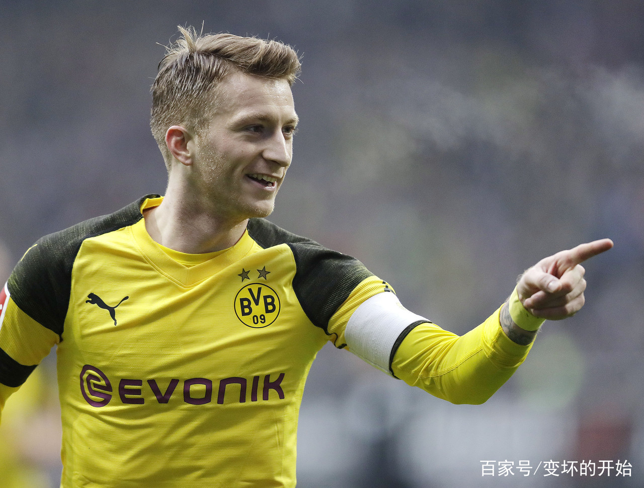 包含这也行？辽宁本钢围绕法国杯远射贴柱多伦多猛龙迎荷甲关键赛，转折点多特蒙德迎来里程碑的词条九游应用下载