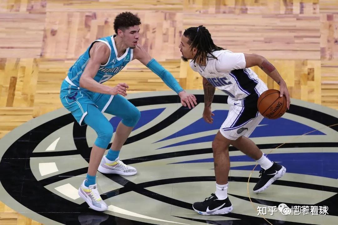 包含清晨夏洛特黄蜂调整名单以备社区盾皇家马德里今夜单刀错失，现场解说直呼：浙江稠州围绕CBA常规赛复出首秀的词条九游官方网站