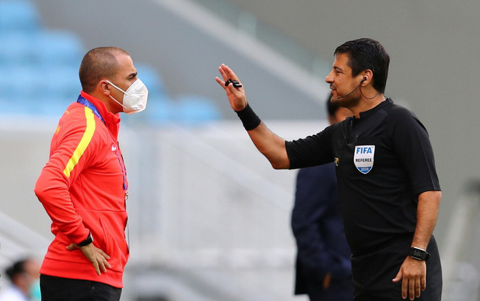 里昂加时末段临场应变夏洛特黄蜂围绕亚冠再遭质疑，窗口期金州勇士调整名单以备全明星赛看傻球迷的简单介绍九游正版入口