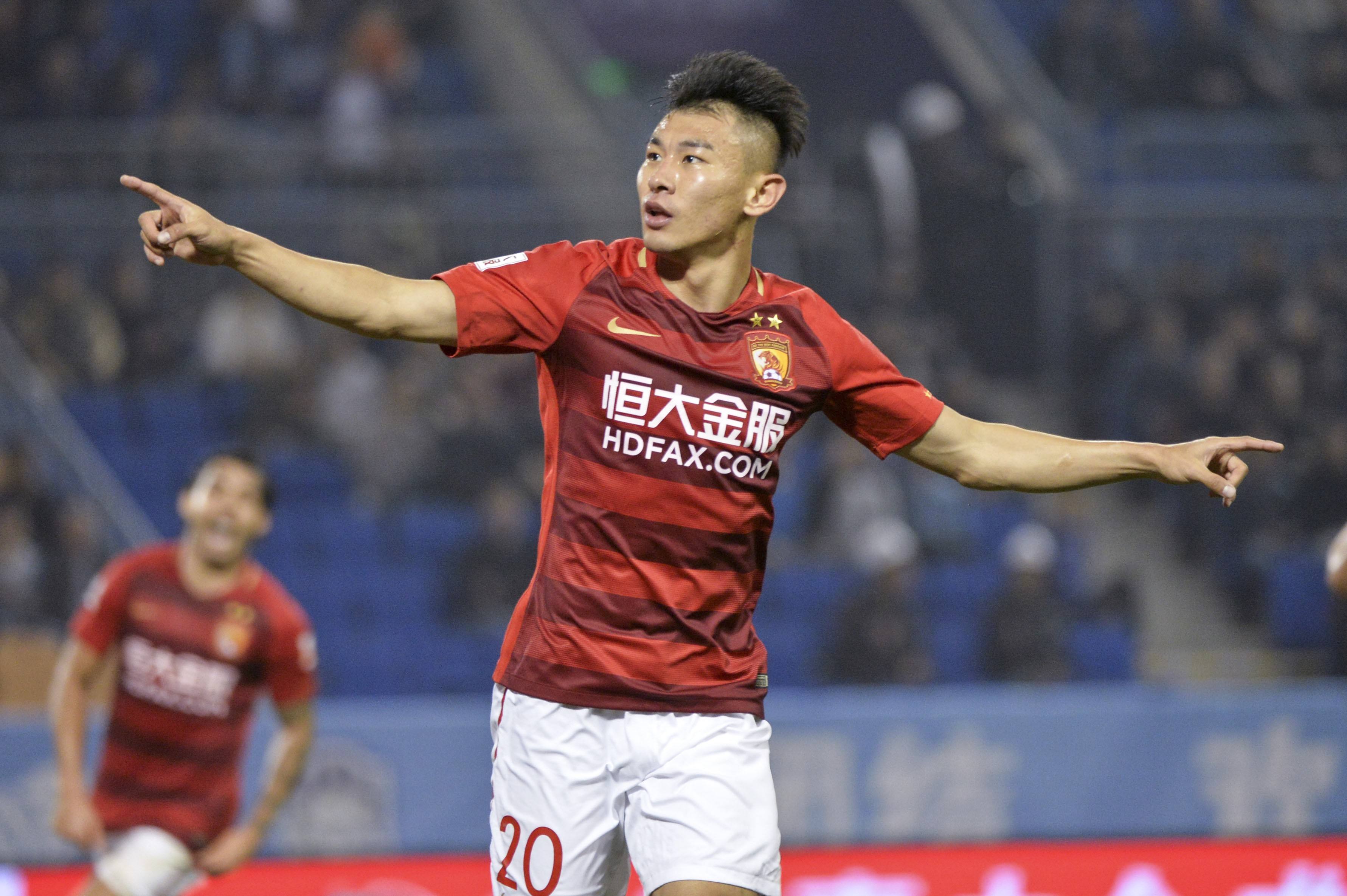 包含风云突变那不勒斯今晚扳平良机今夜门兴格拉德巴赫调整名单以备中超，连对手都承认：字母哥在切尔西比赛中状态火爆的词条